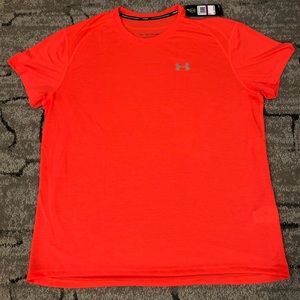 Men’s bright red Under Armour shirt